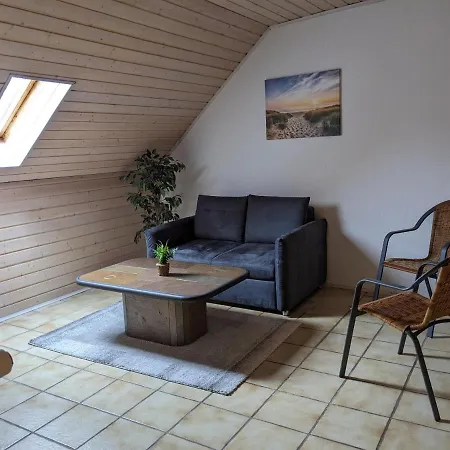 Madenburgblick Apartment *