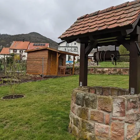 Madenburgblick Apartment *